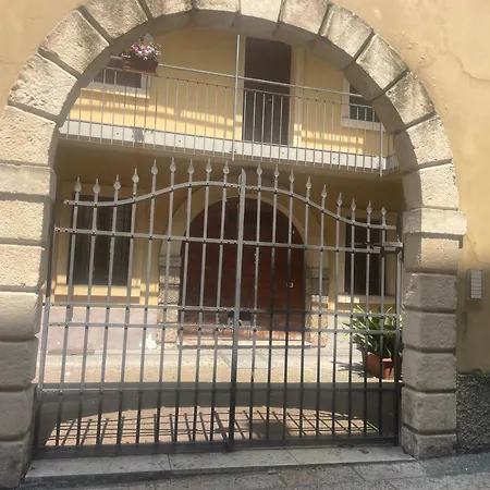 Casa Di Vittoria דירה *